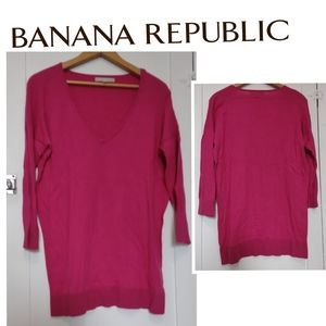 Banana Republic 3/4 sleeve pink vneck sweater